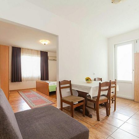 Hana Accommodation Sveti Stefan Szoba fotó