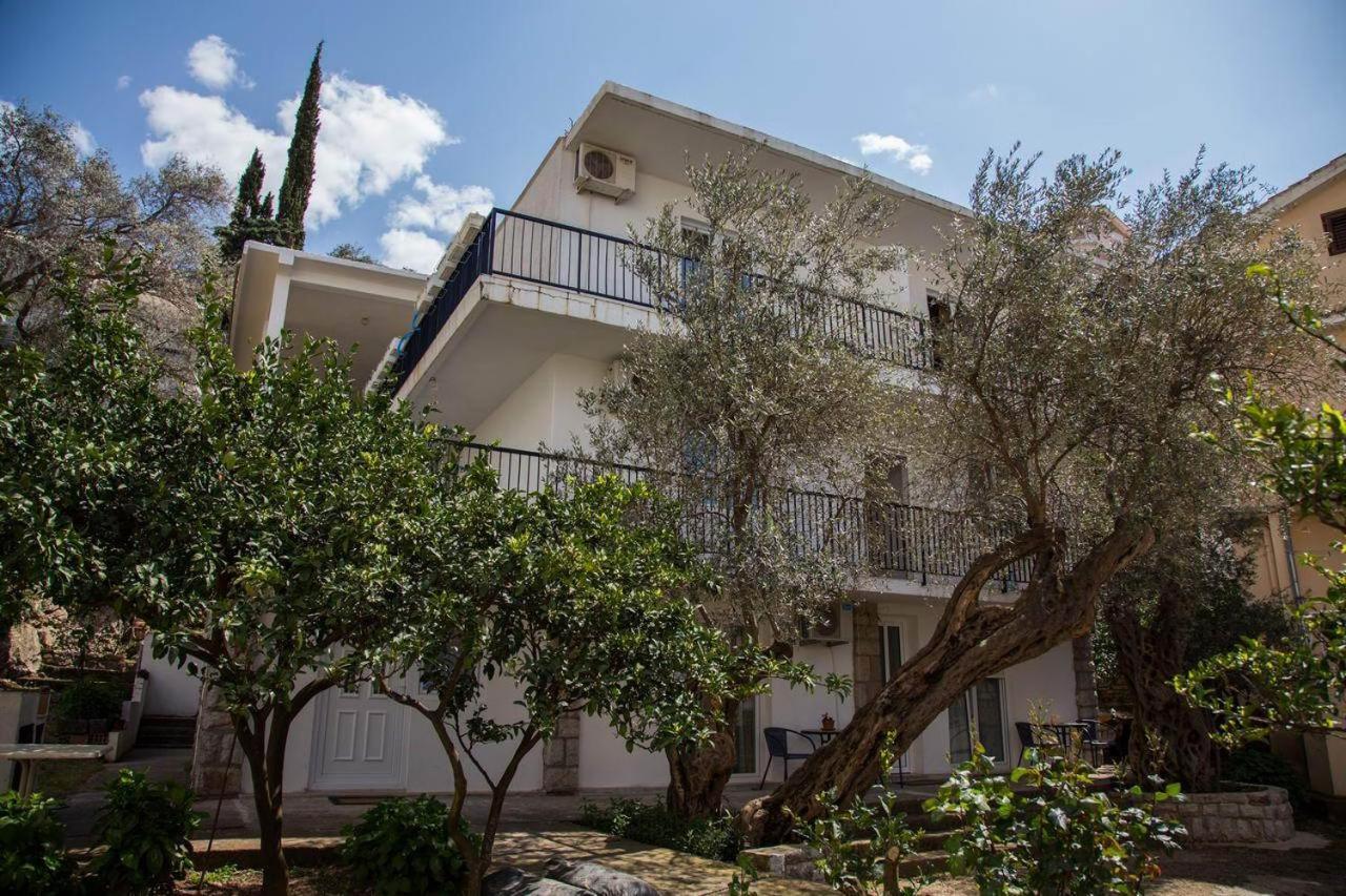 Hana Accommodation Sveti Stefan Kültér fotó